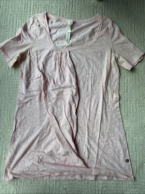 lululemon athletica Pale Pink Scoop-Neck Short Sleeve Tee